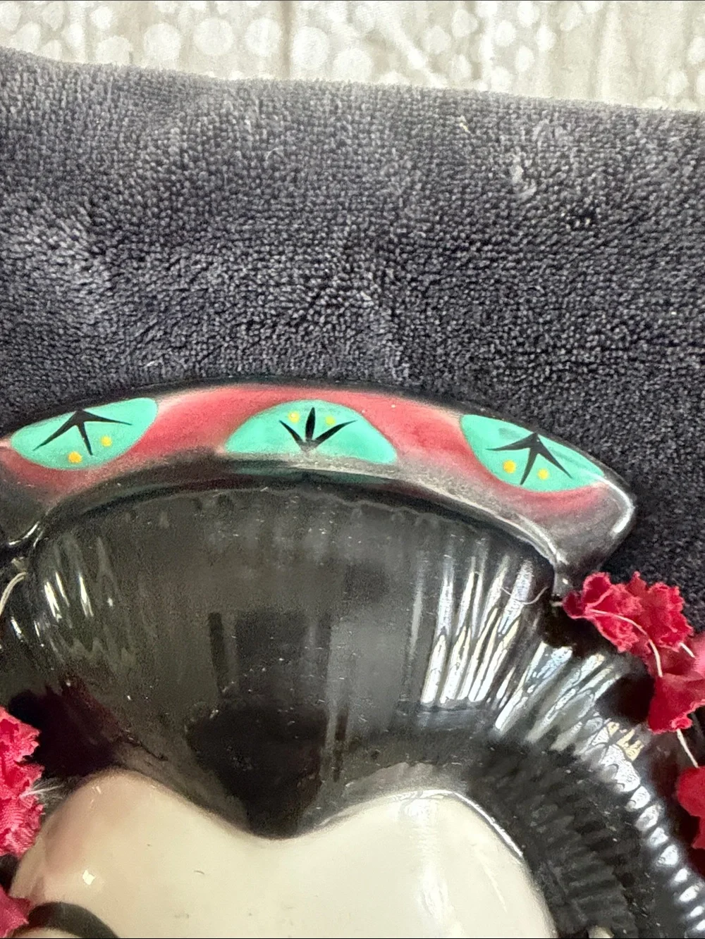Vintage Decorative Geisha Wall Mask in Cream and Pink